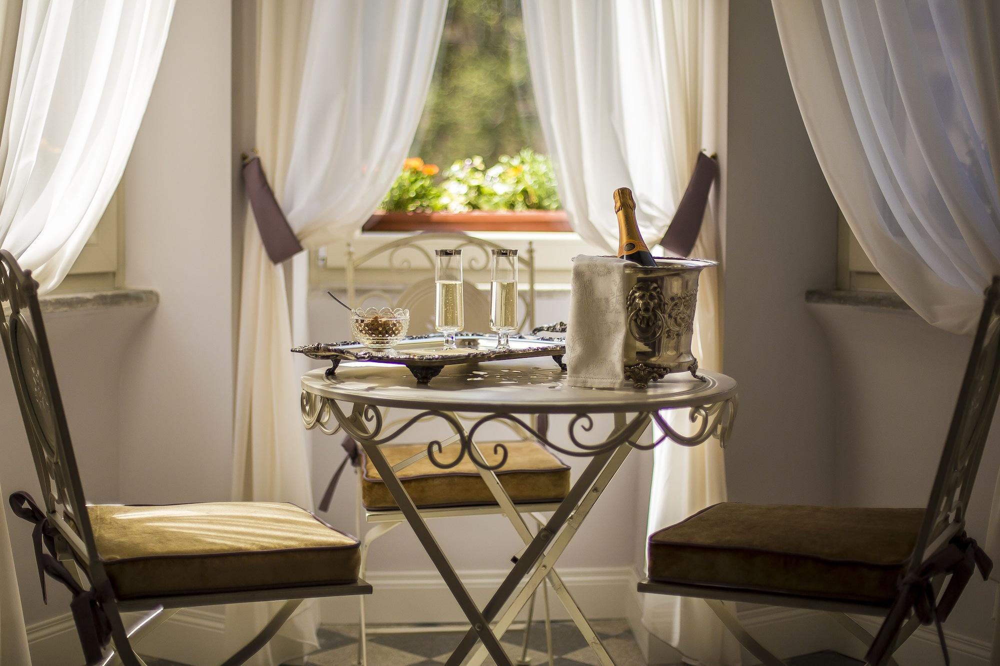 Trastevere Royal Suite โรม ภายนอก รูปภาพ