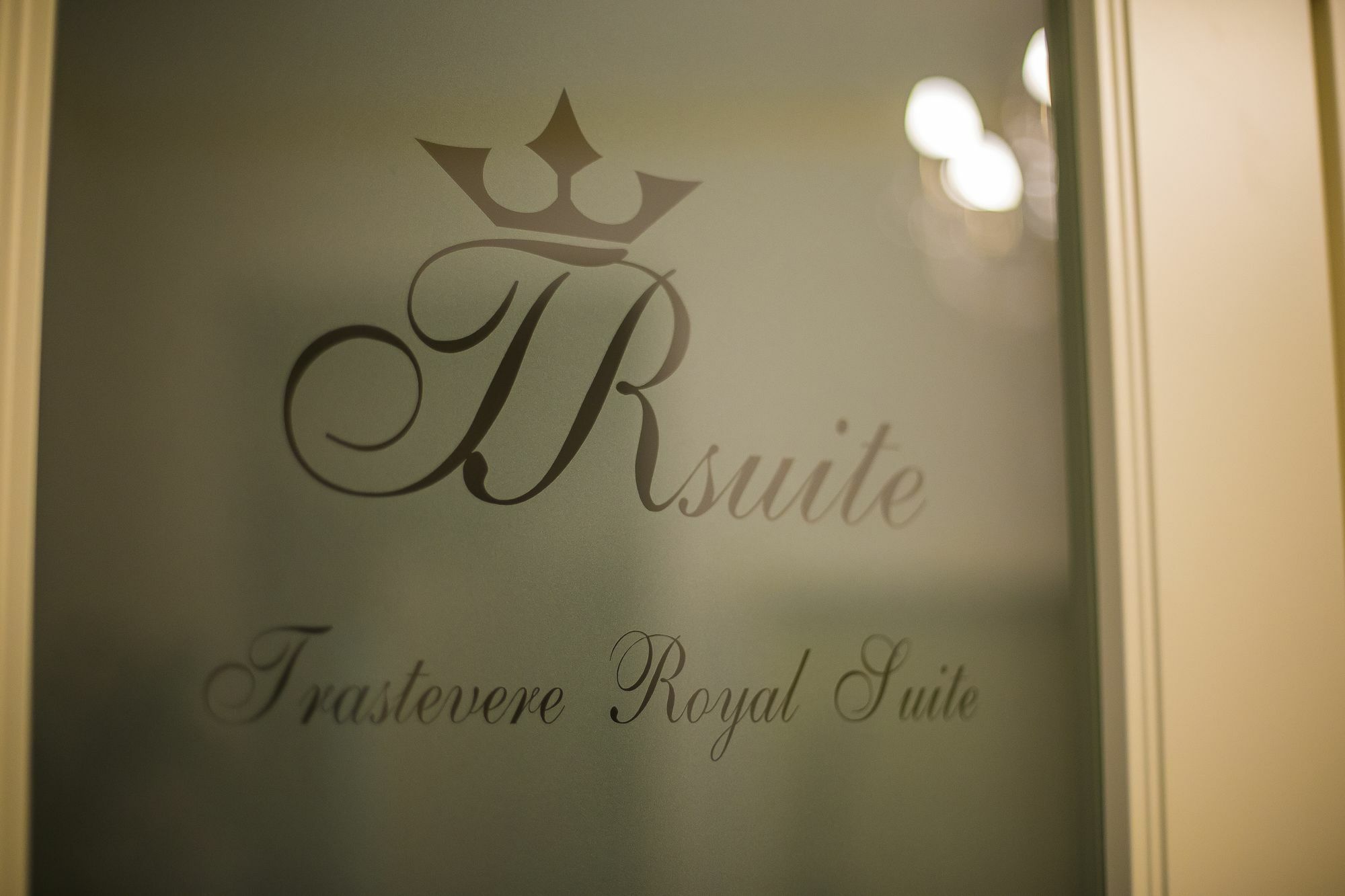 Trastevere Royal Suite โรม ภายนอก รูปภาพ